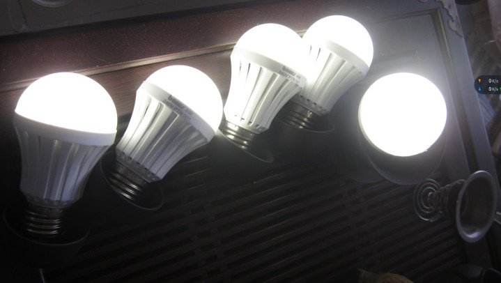 Nhược điểm của bóng đèn cảm ứng