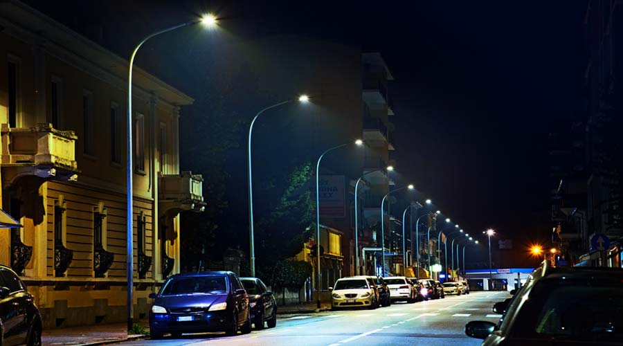 Đèn chiếu sáng đường phố